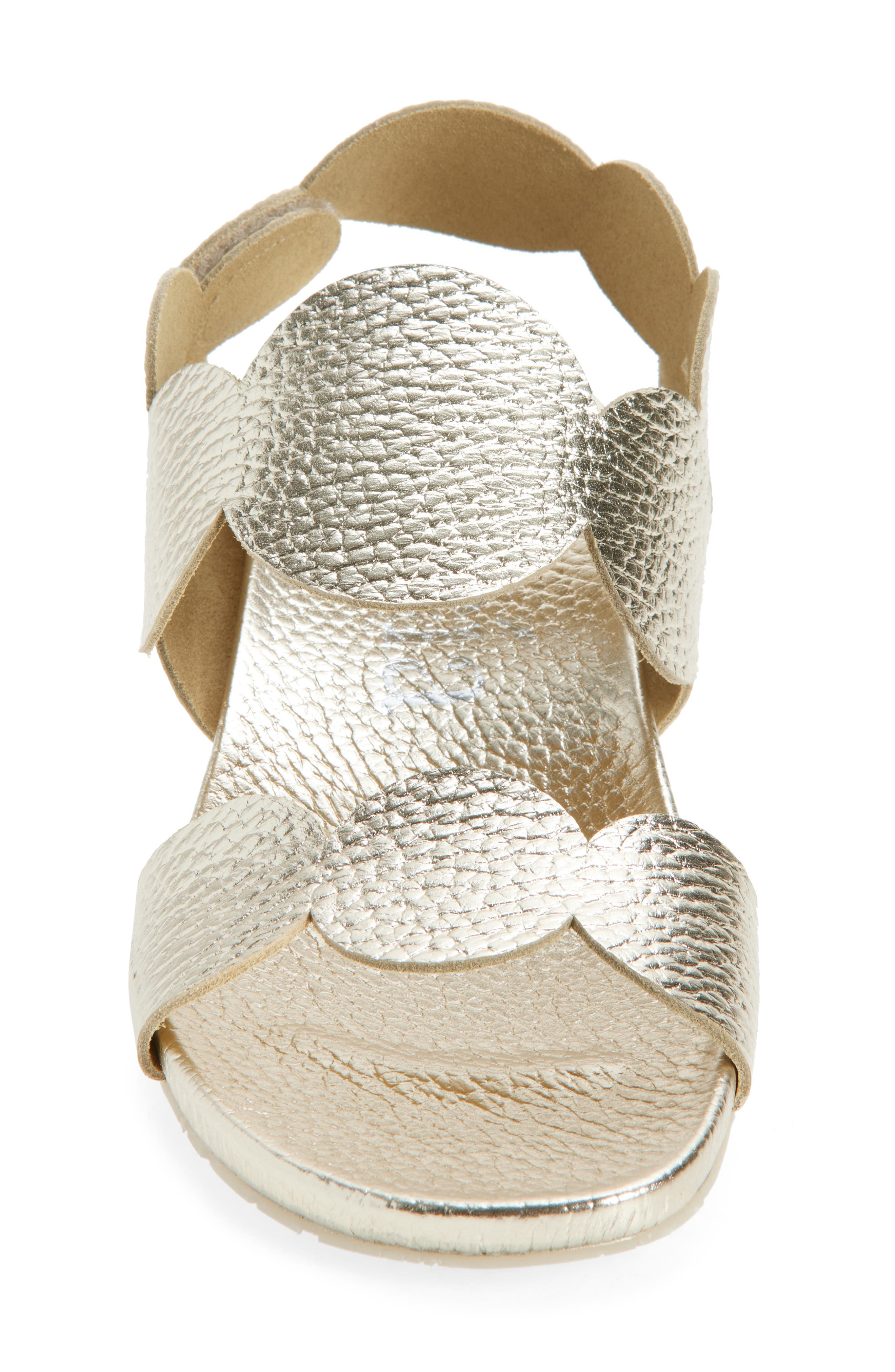 Pedro Garcia Wamile Wedge Sandal, Alternate, color, Platino Cervo