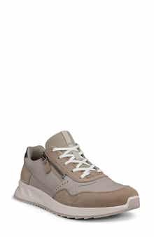 Low Top Sneaker
