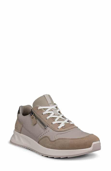 Low Top Sneaker