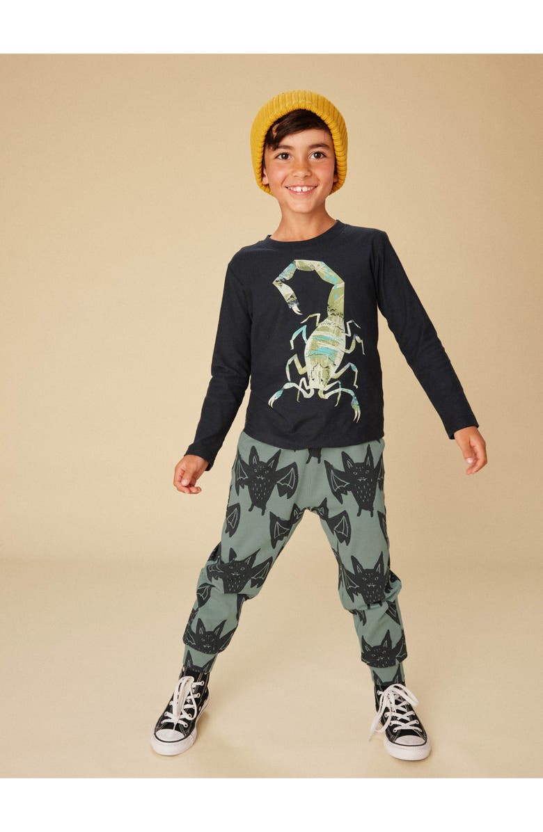 Tea Collection Stretchy Everyday Joggers, Alternate, color, Fly By Night Bats