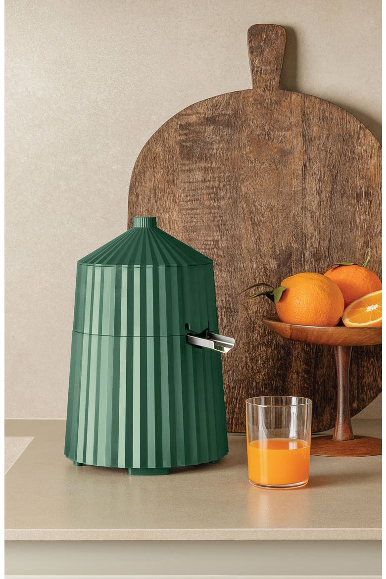 Plissé Citrus Squeezer, Alternate, color, GREEN