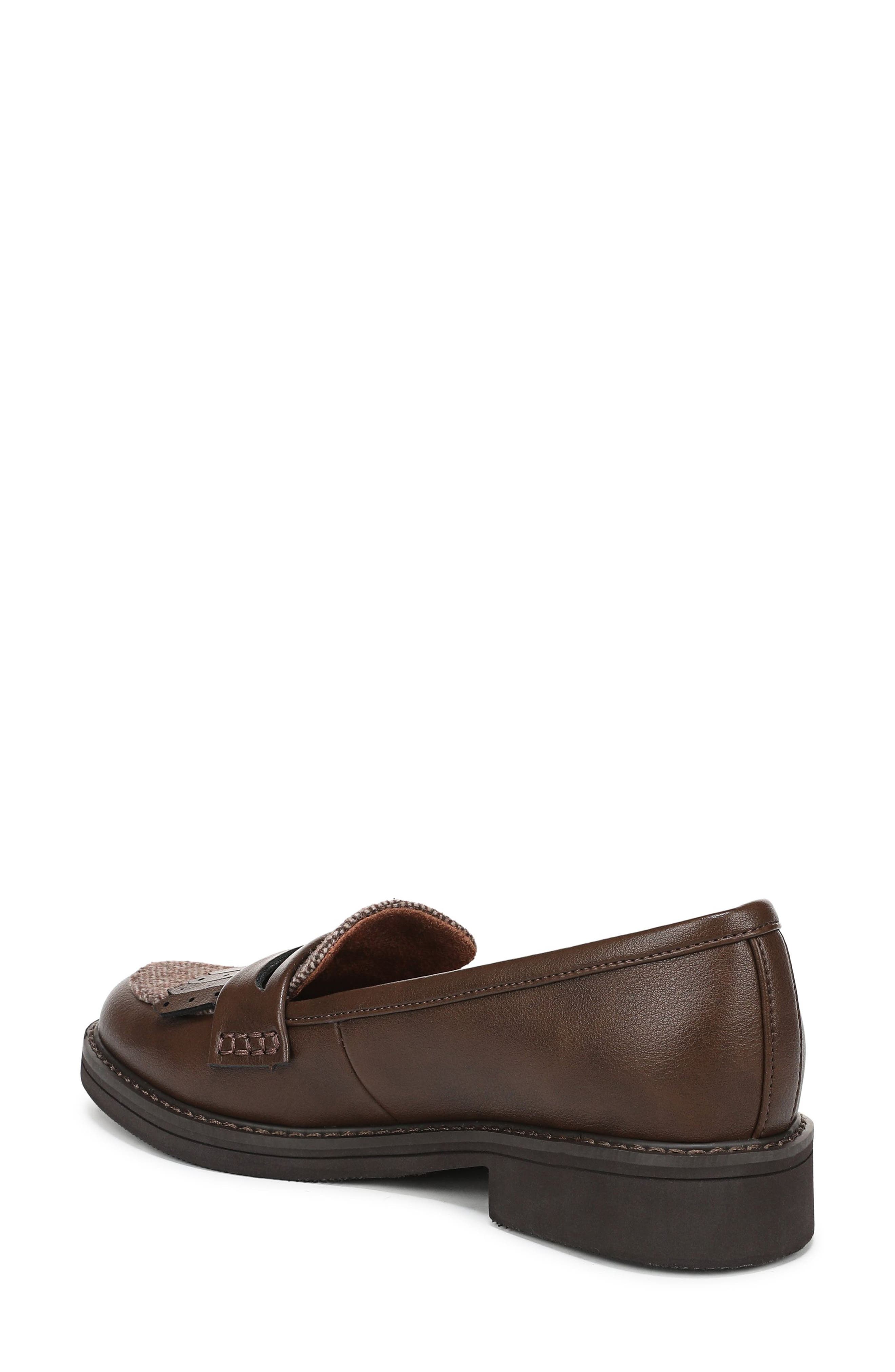 Naturalizer Pacey Kiltie Fringe Loafer - Wide Width Available, Alternate, color, 