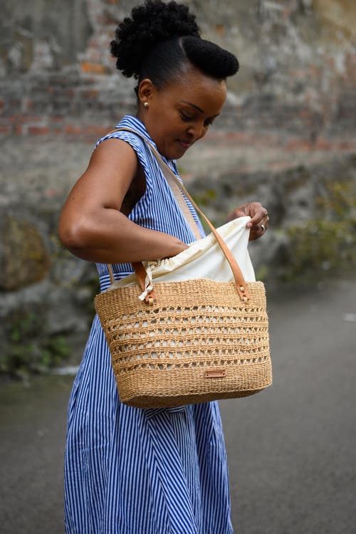 Other’s Trade For Hope Other's Trade For Hope Others Shoulder Sisal Bag