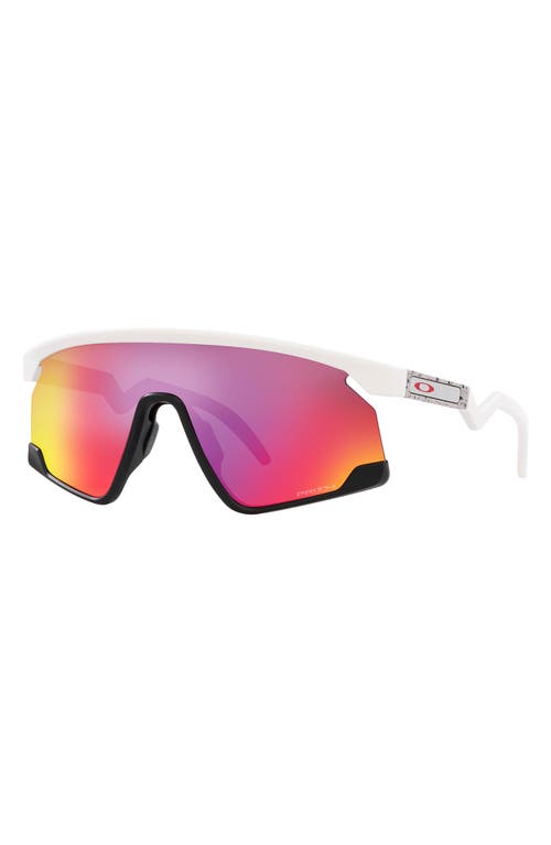 Oakley Bxtr 39mm Prizm™ Wrap Shield Sunglasses In White