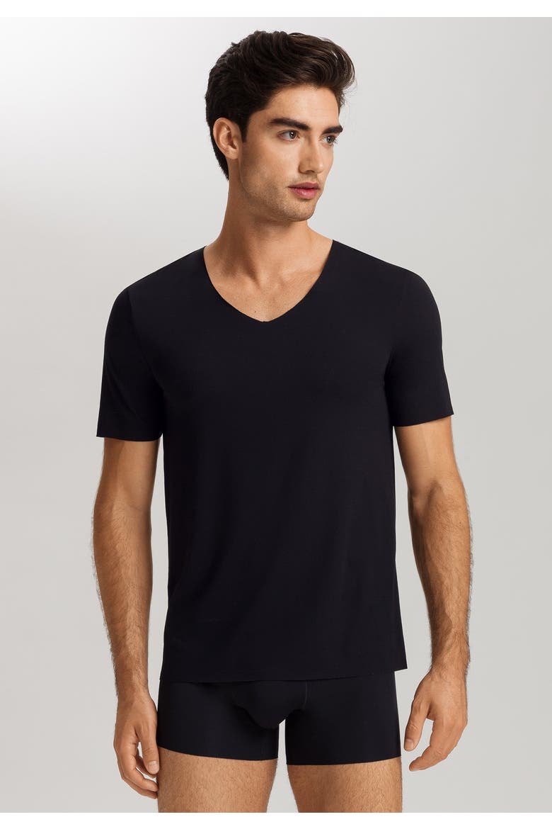 Clean Cut Seamless V-Neck T-Shirt, Alternate, color, Black