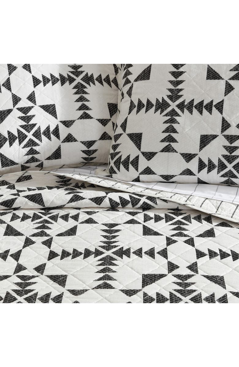 Eddie Bauer Arrowhead Cotton Quilt 3-Piece Set, Alternate, color, Carbon