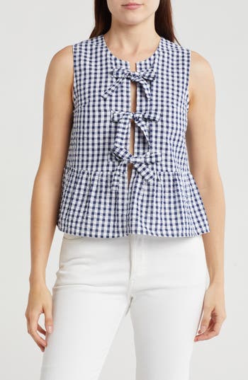 Vigoss Gingham Tie Front Top In Navy/white