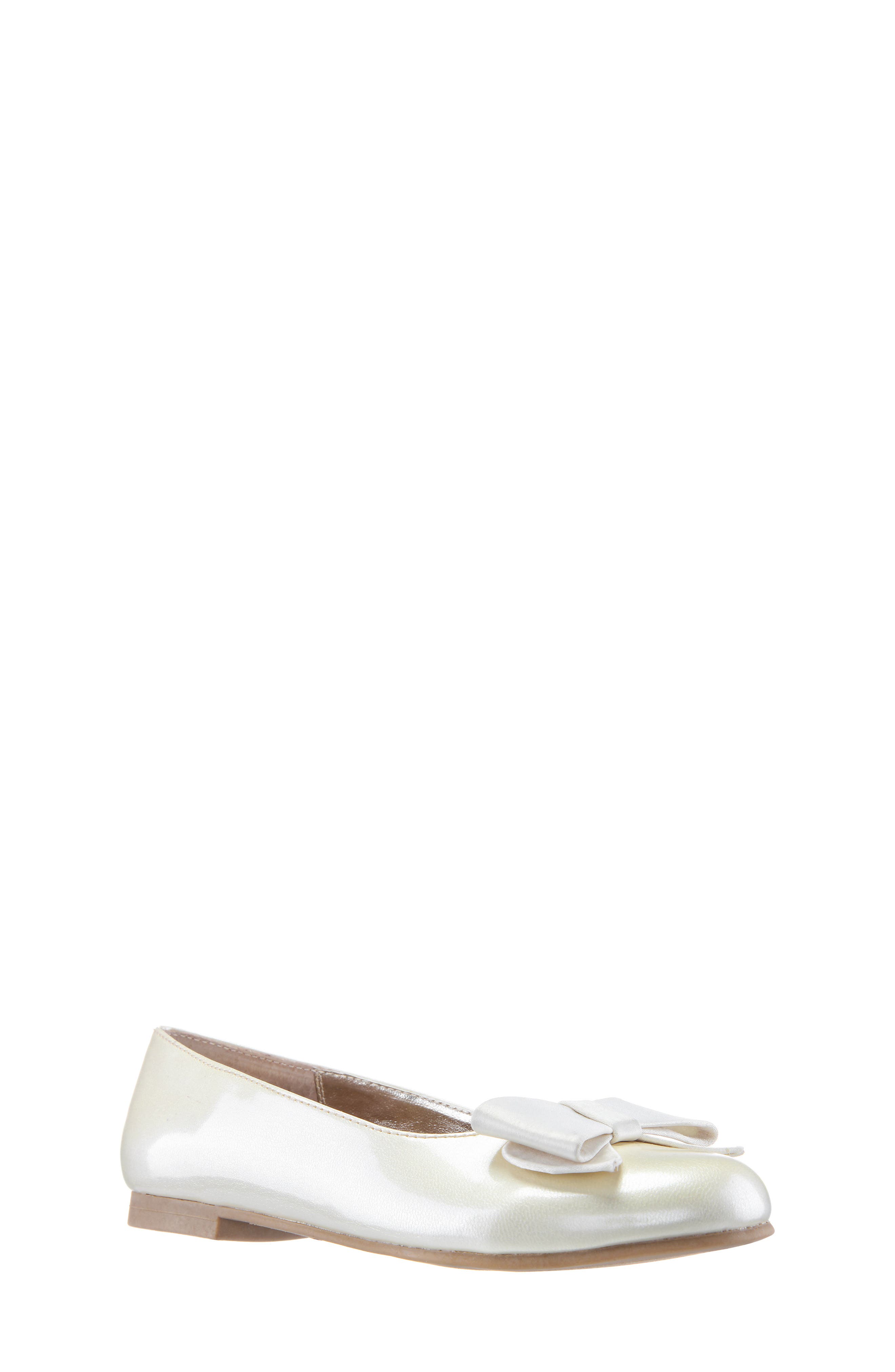 'Pegasus' Flat, Alternate, color, IVORY PATENT