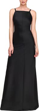 Kay Unger Moira Gown