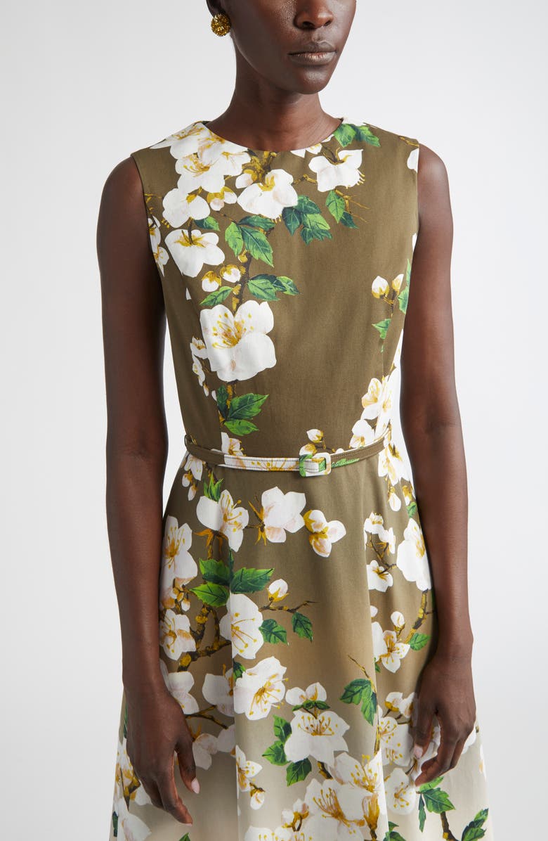 Oscar de la Renta Small Pompom Clip-On Earrings, Alternate, color, Yellow Gold