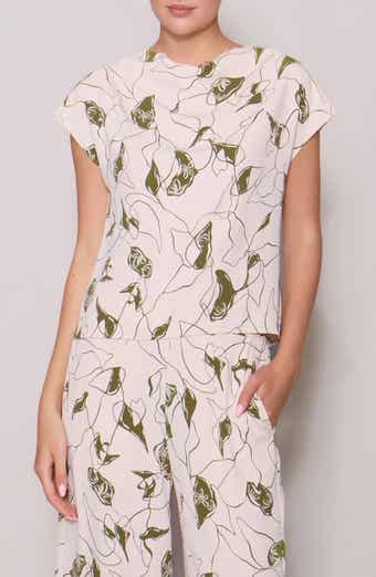 MELLODAY Luxe Crepe Short Sleeve Top
