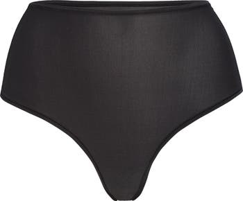 キム・カーダシアン発 話題沸騰☆SKIMS HIGH-WAISTED THONG SKIMS Fits Everybody High Waisted Thong | Nordstrom