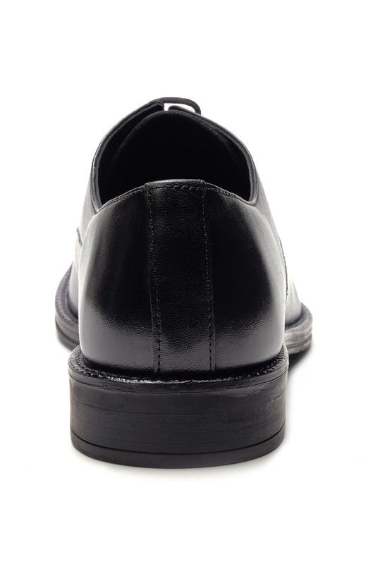 A. Veer Maddox Cap-toe Oxford, Alternate, color, Black Leather