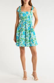 SUGARLIPS Graica Pleated Midi Dress