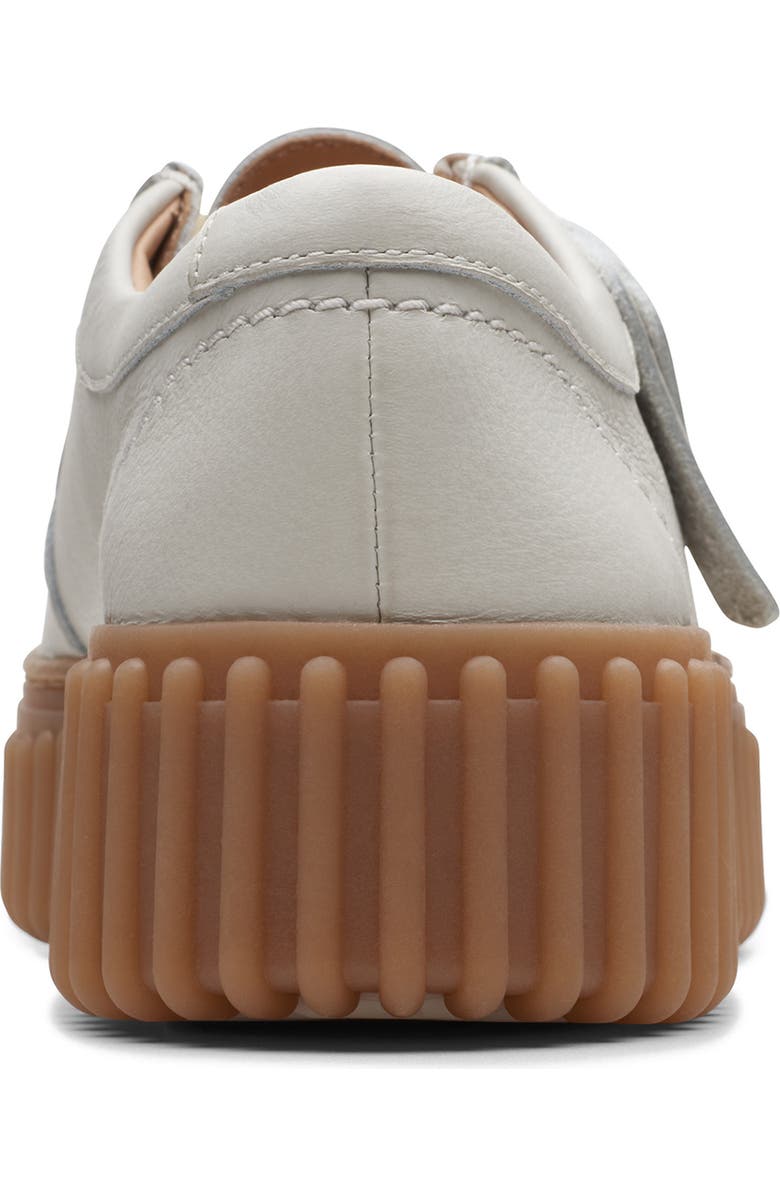 Clarks<sup>®</sup> Originals Torhill Bee Chukka Sneaker, Alternate, color,