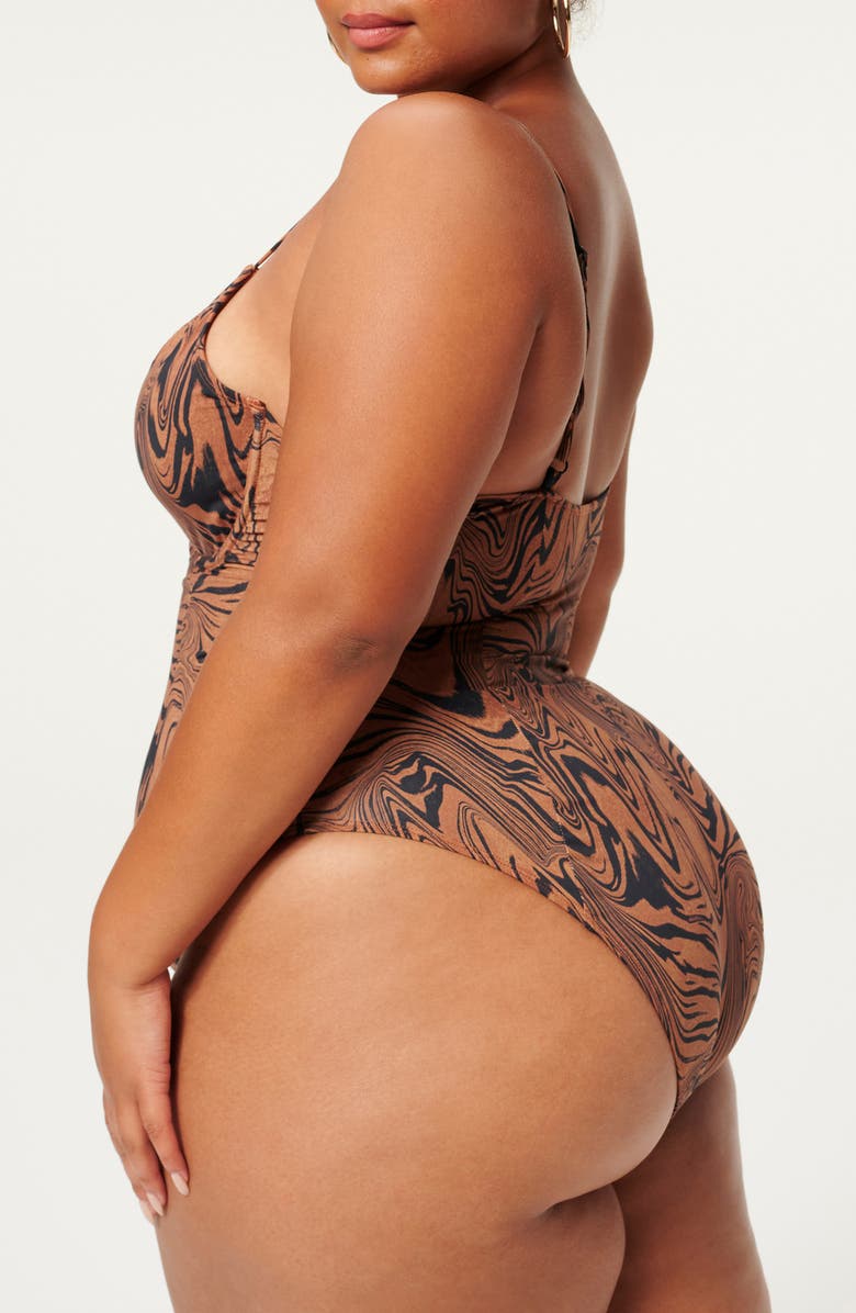 Good American Showoff Underwire One-Piece Swimsuit, Alternate, color, Chai Swirl002