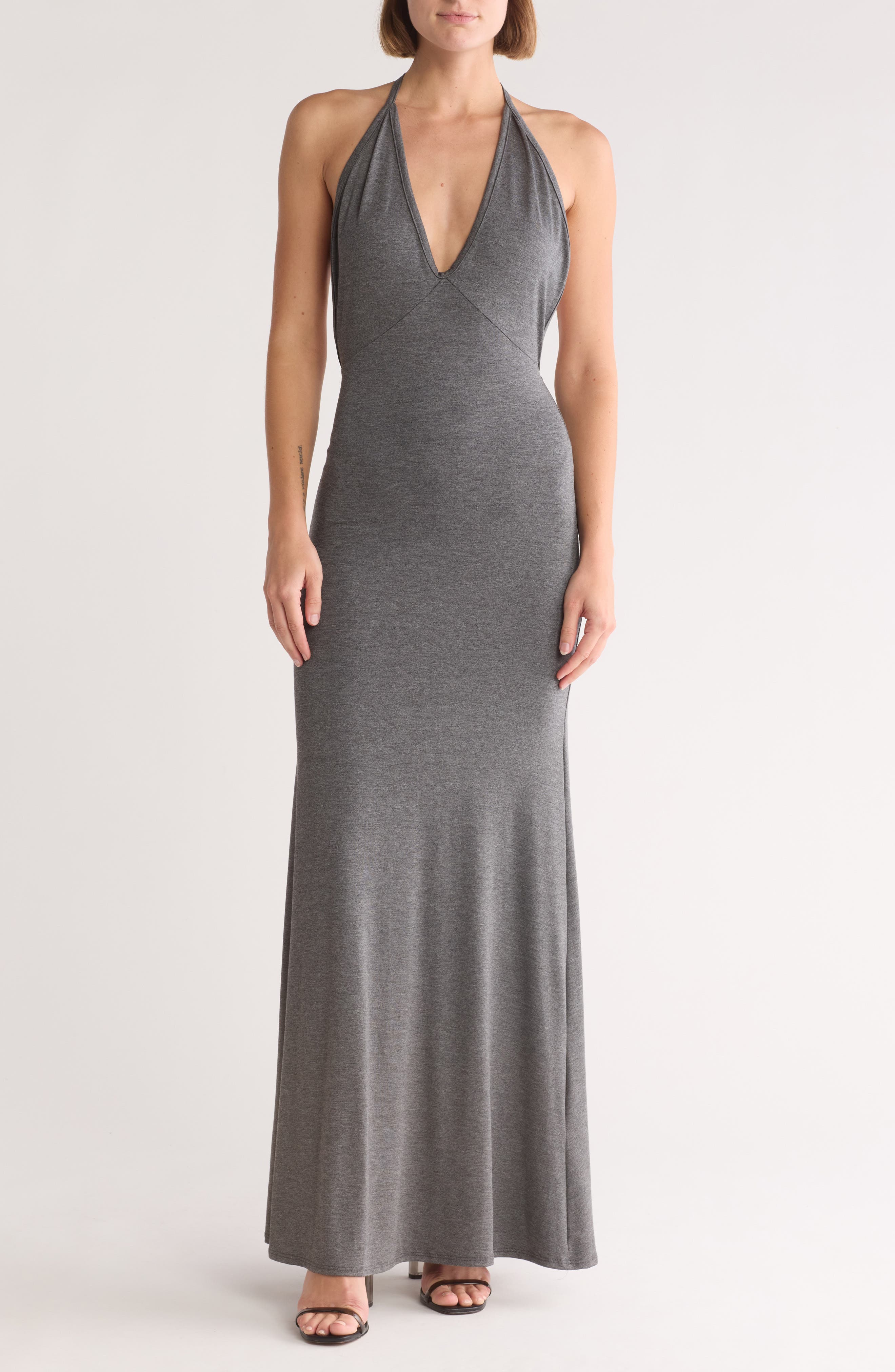 GO COUTURE Plunge Neck Maxi Dress