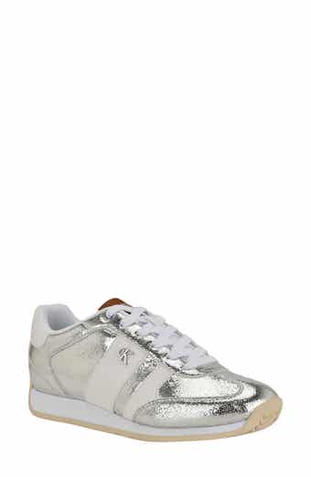 Anora Sneaker