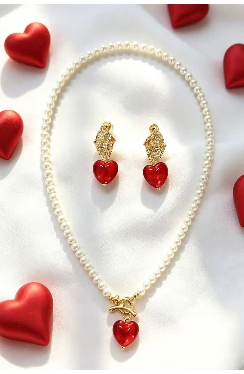 Classicharms Valentina Murano Glass Heart Pendant Pearl Necklace, Alternate, color, Red
