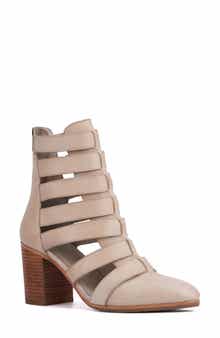 VINTAGE FOUNDRY Vivi Caged Block Heel Bootie