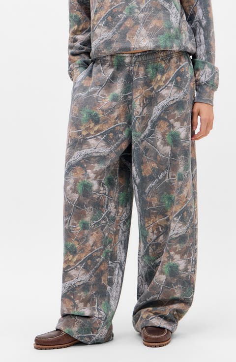 Hunter Camo Baggy Sweatpants