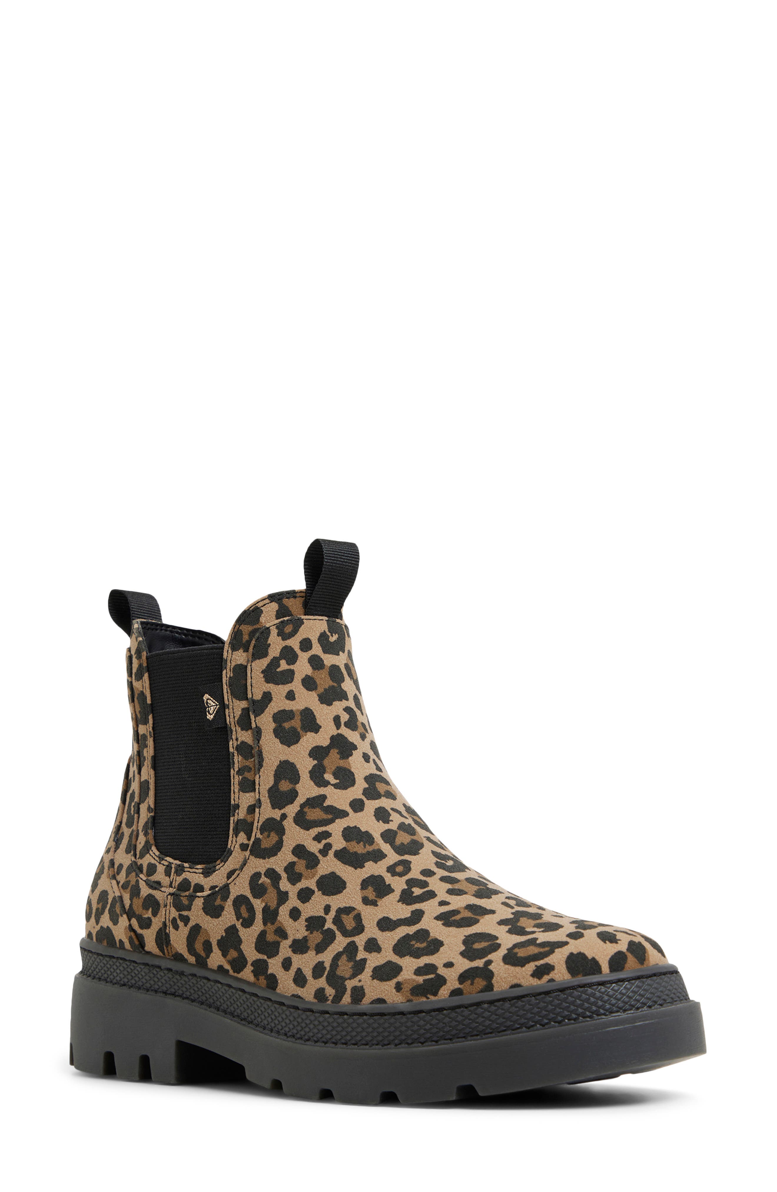 Roxy Wonderland Chukka Boot, Main, color, 