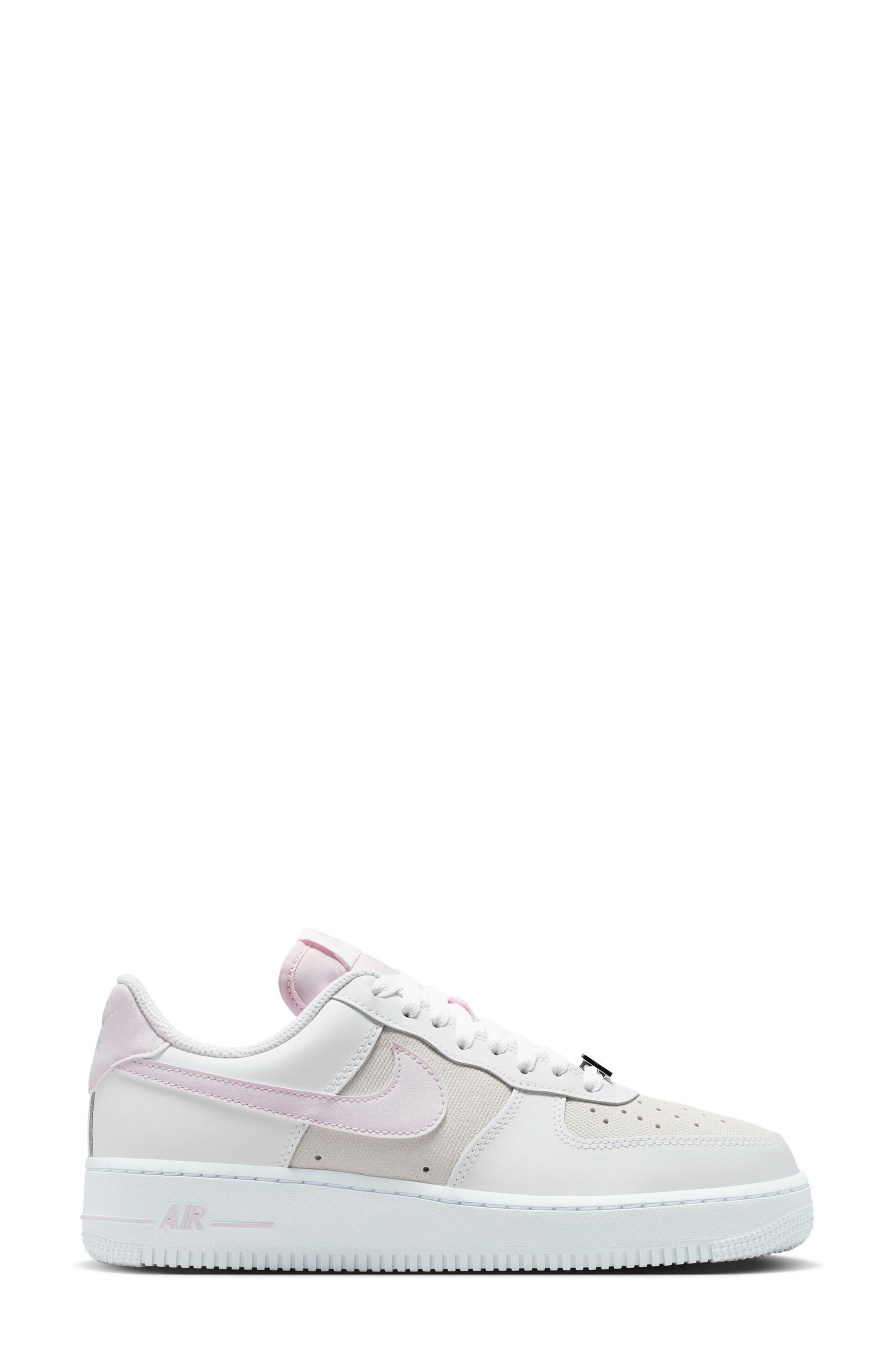 Air Force 1 '07 SE Basketball Sneaker, Alternate, color, WHITE/ LILAC-SILVER