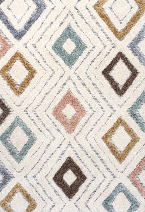 Amira Diamond  High-Low Area Rug