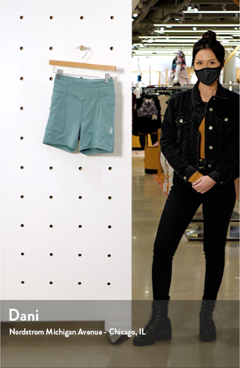 Free People FP Movement Odessa Pocket Shorts, sales video thumbnail