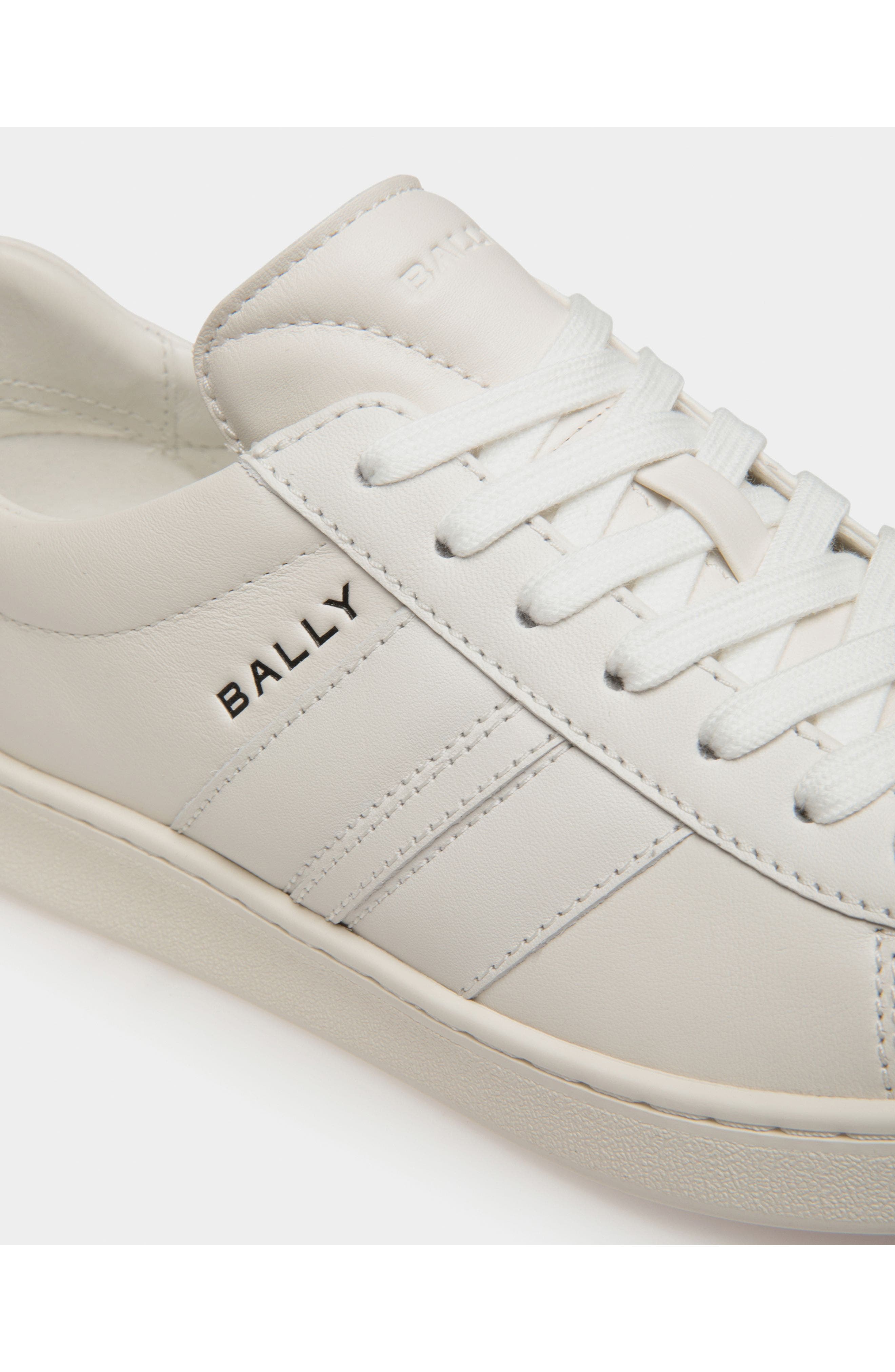 Bally Tennis Sneaker in Plain Calf Leather, Alternate, color, White