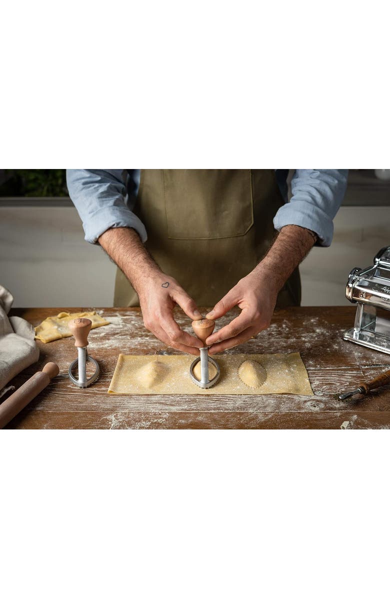 Marcato Classic Ravioli Maker Stamp, Oval, 4-Inch, Alternate, color, Silver