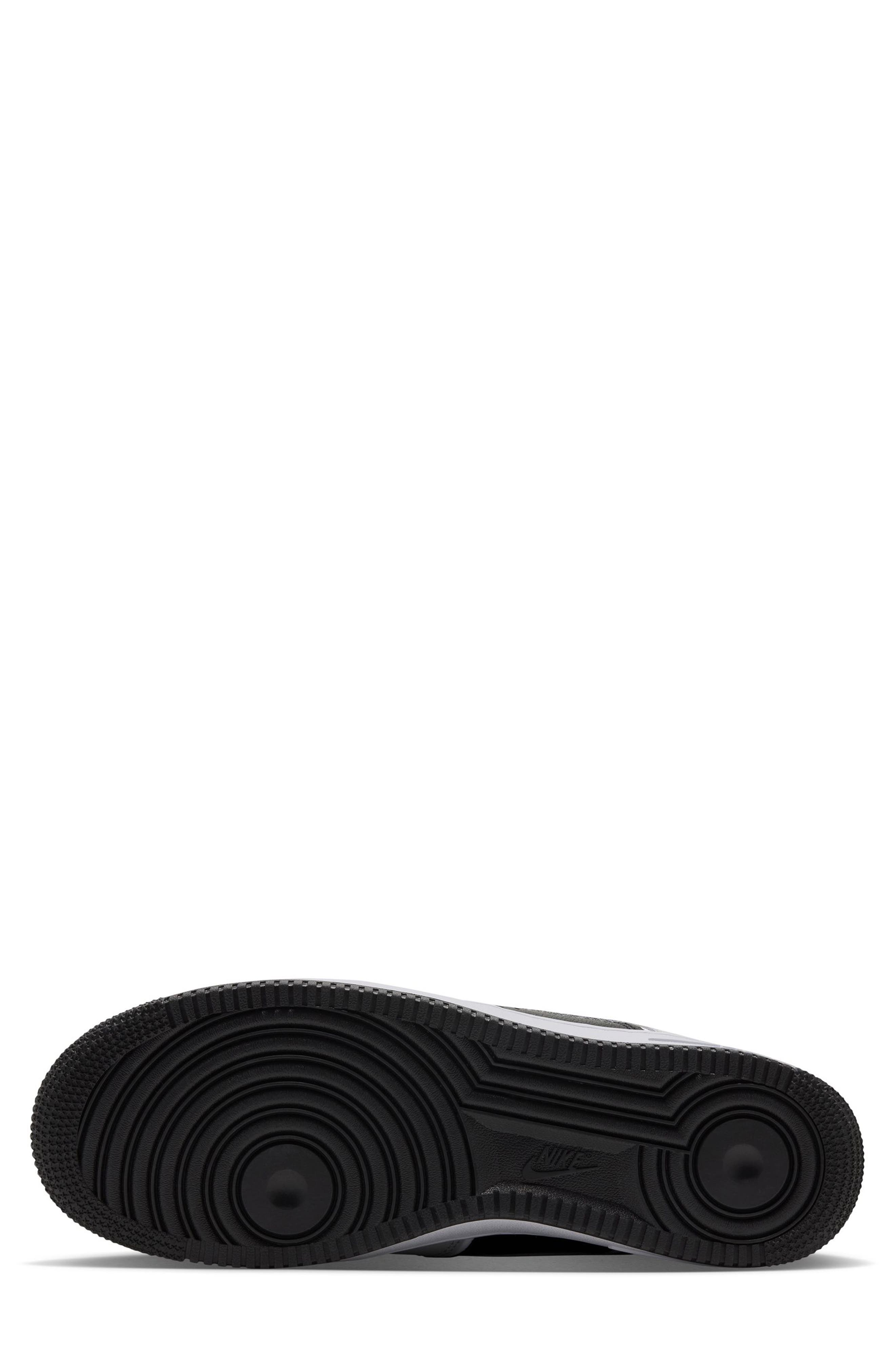Air Force 1 '07 LV8 Sneaker, Alternate, color, GREY FOG/ BLACK