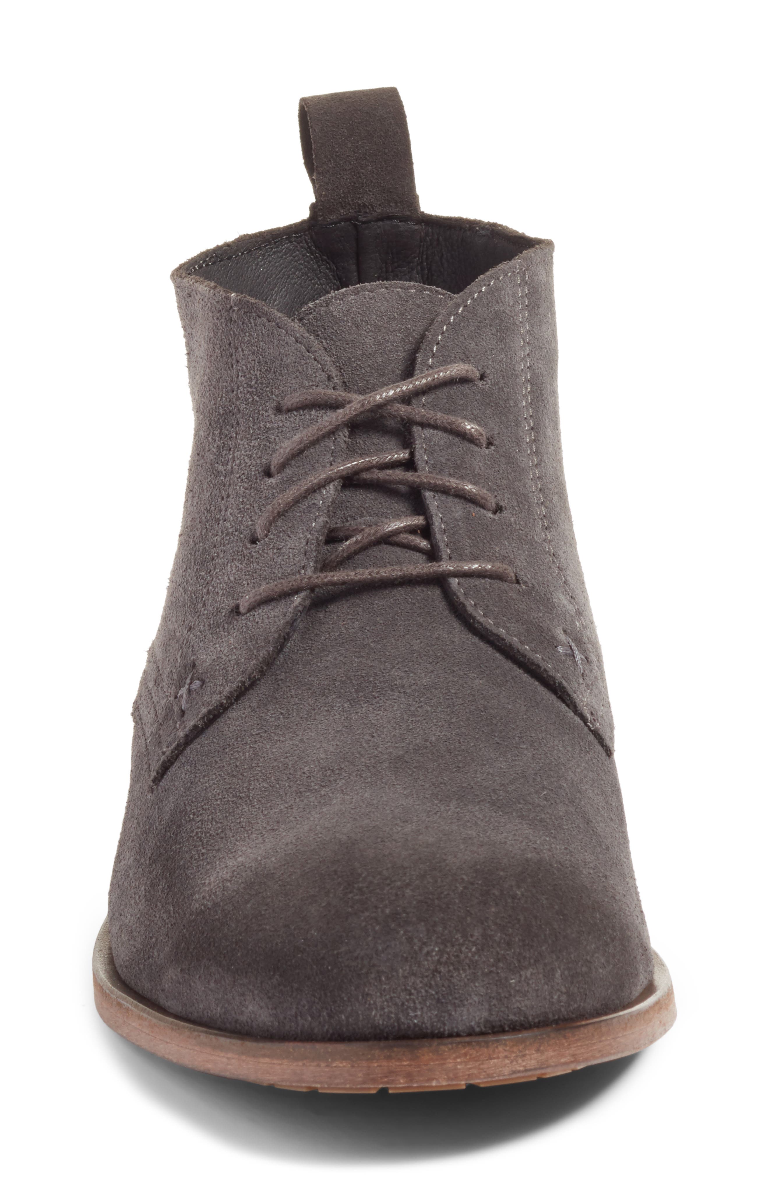 Wolverine Deacon Chukka Boot, Alternate, color, 