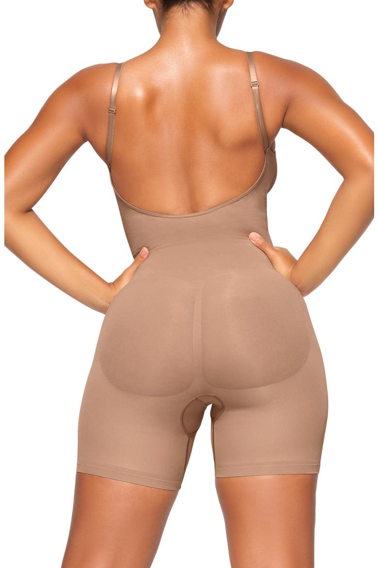 Seamless Sculpt Low Back Mid Thigh Bodysuit, Alternate, color, SIENNA