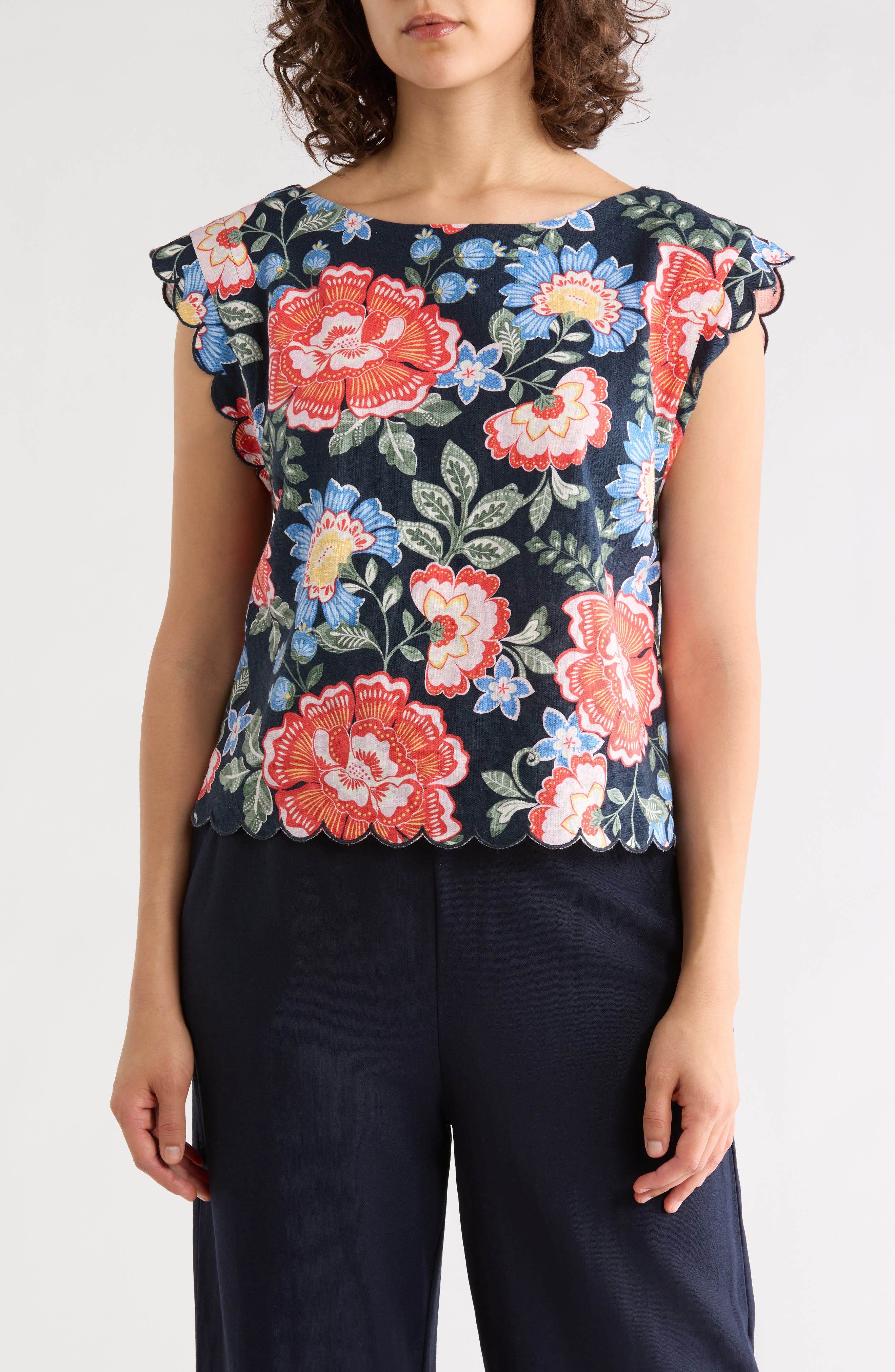 Scalloped Crop Tank - image 3