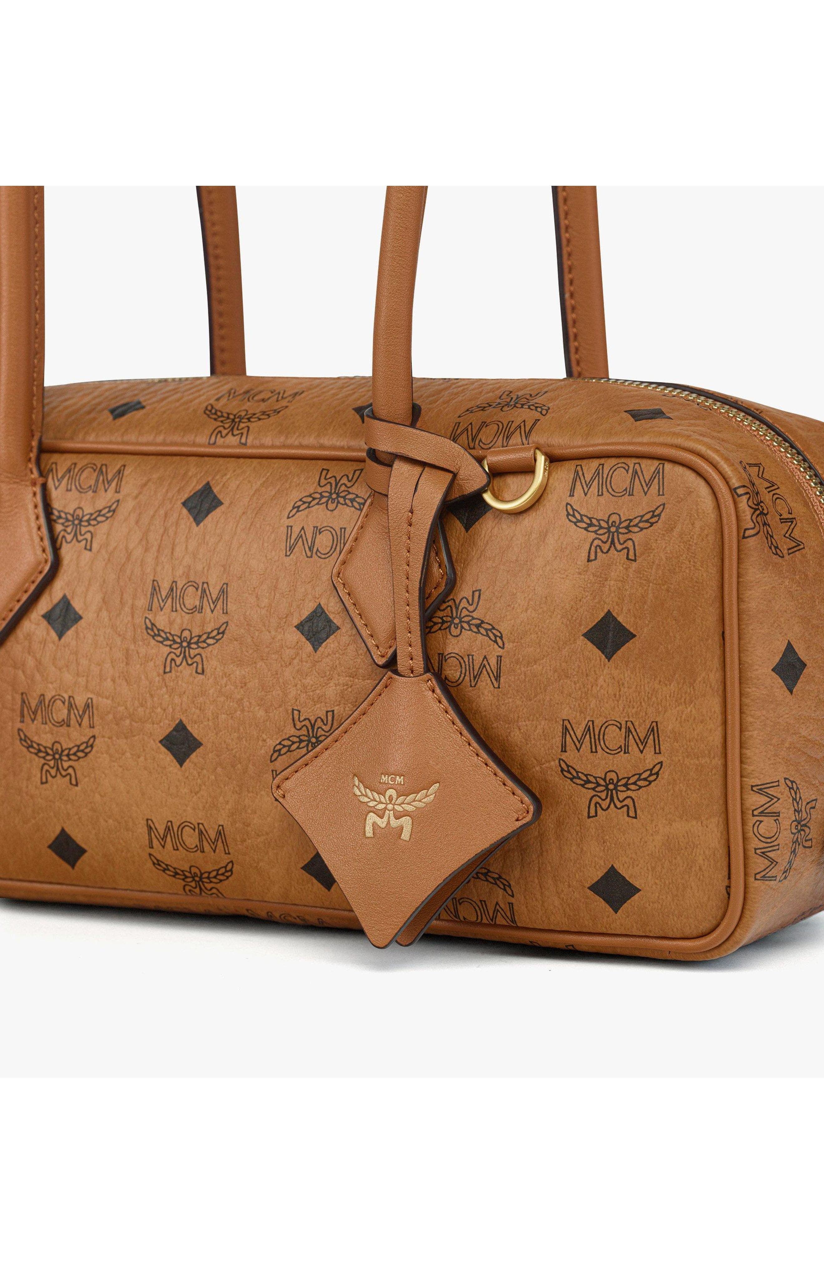 MCM Aren Shoulder Bag in Visetos, Alternate, color, 