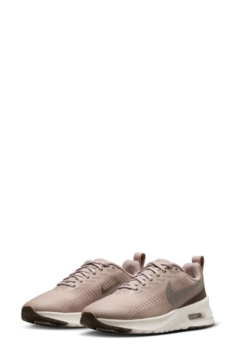 Air Max Nuaxis Sneaker
