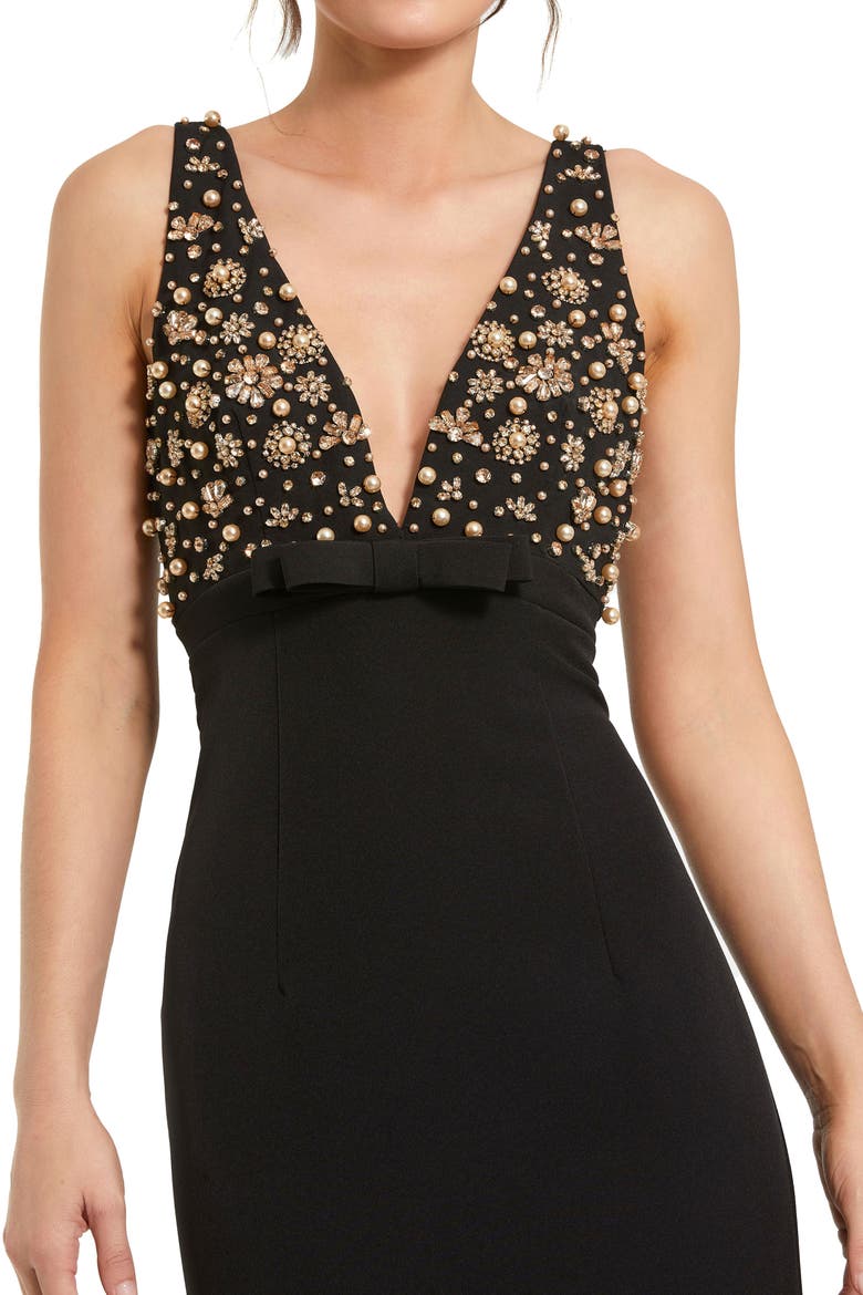 Petite Crepe Sleeveless Beaded V Neck Gown With Bow, Alternate, color, Black