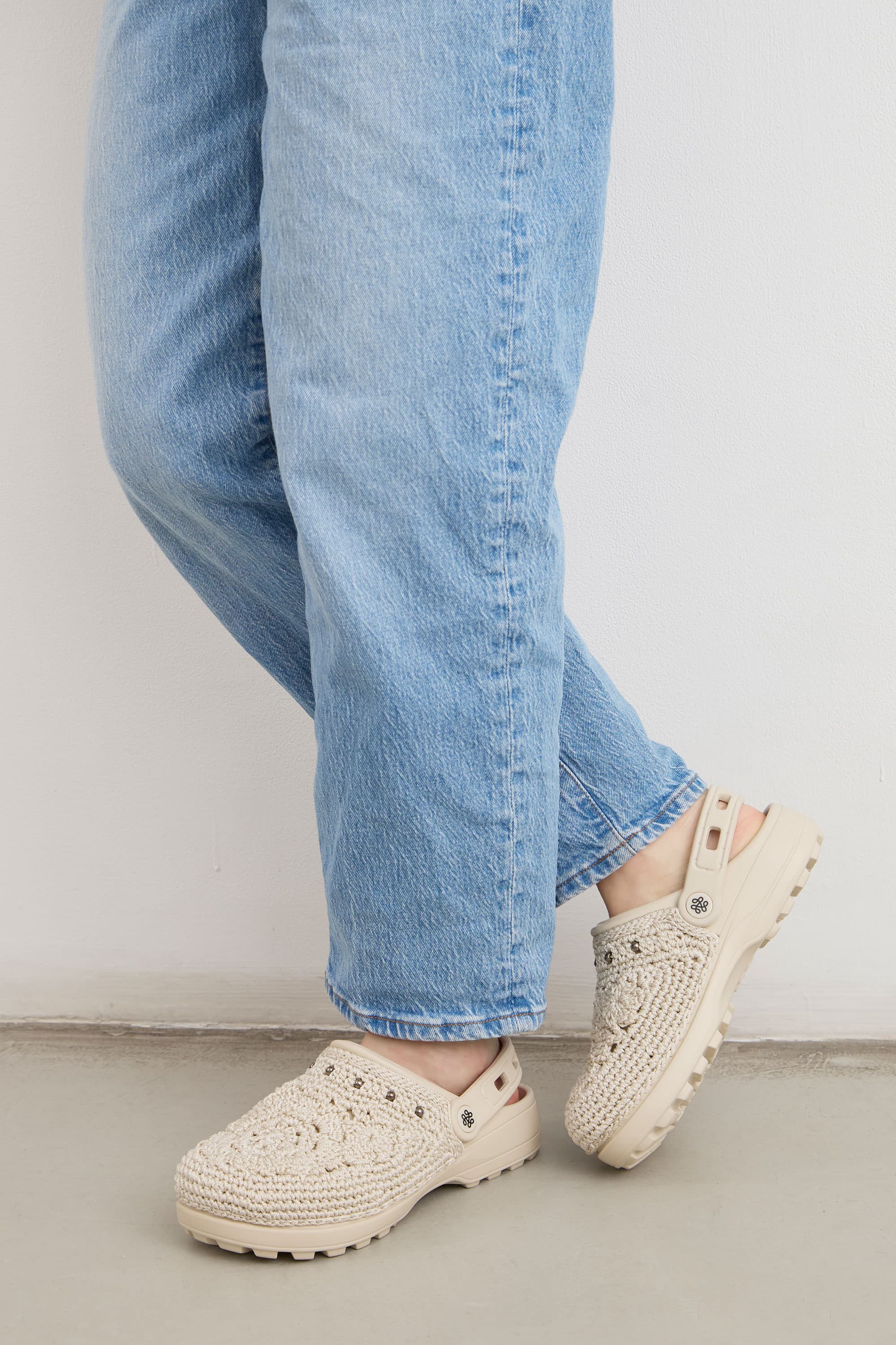 Bolo Eva Clog, Alternate, color, Natural Medallion