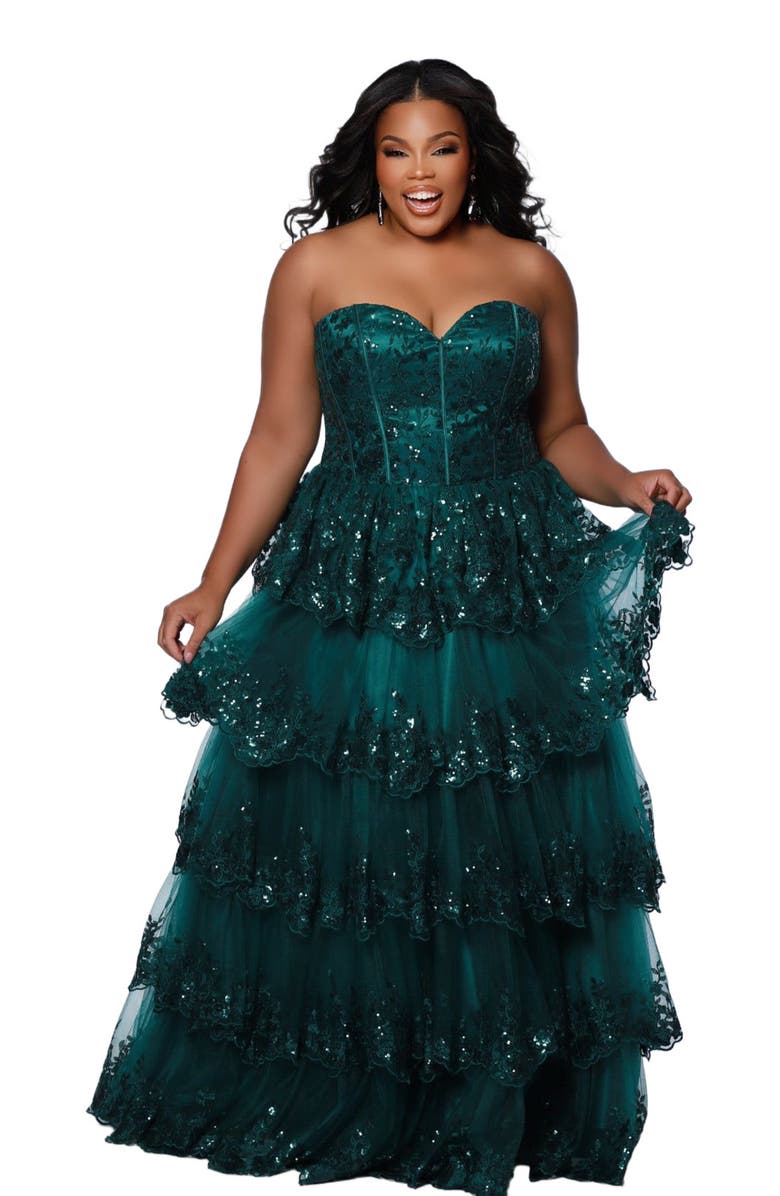 Sydney's Closet Sweetheart Neckline Tiered Plus Size A-Line Gown, Alternate, color, Forest