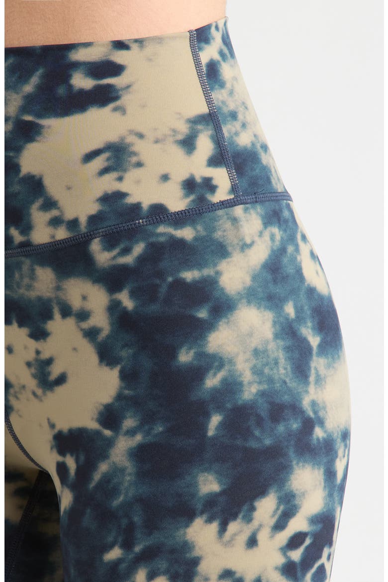 Print Sculpt Leggings, Alternate, color, SILVER SAGE SHIBORI