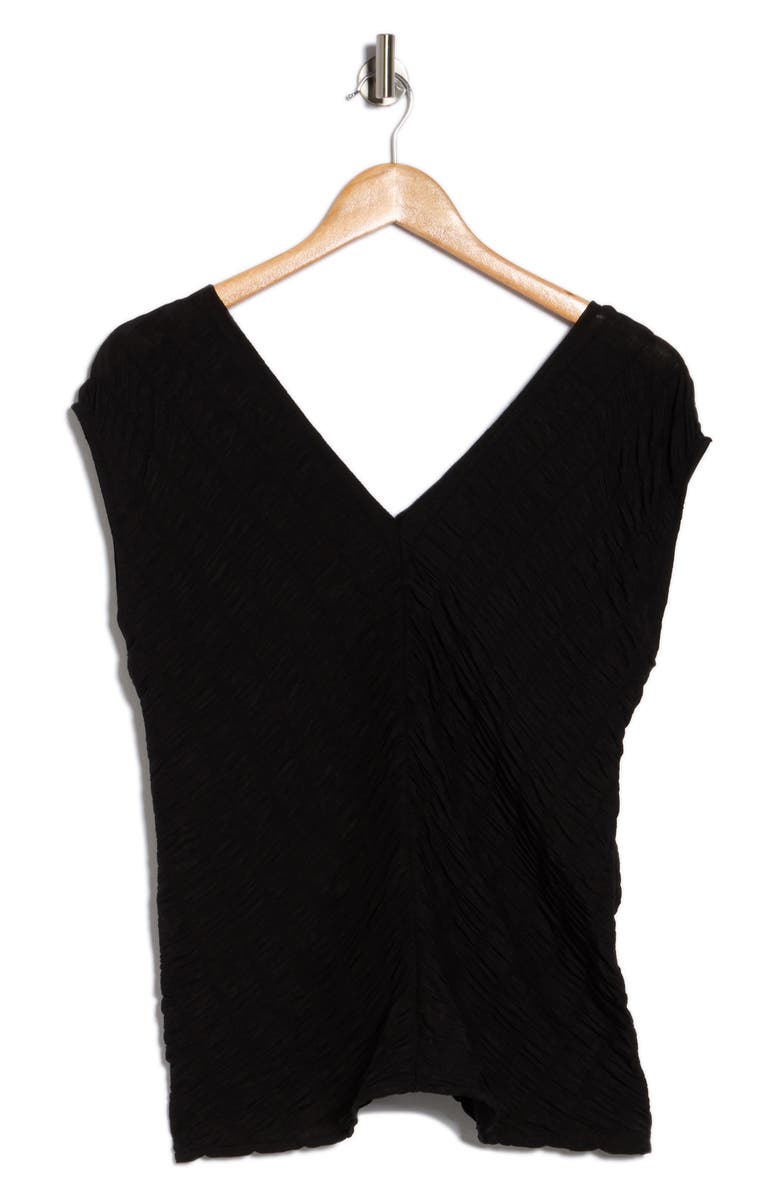 Bobeau Pleated Cap Sleeve Top, Alternate, color, Black