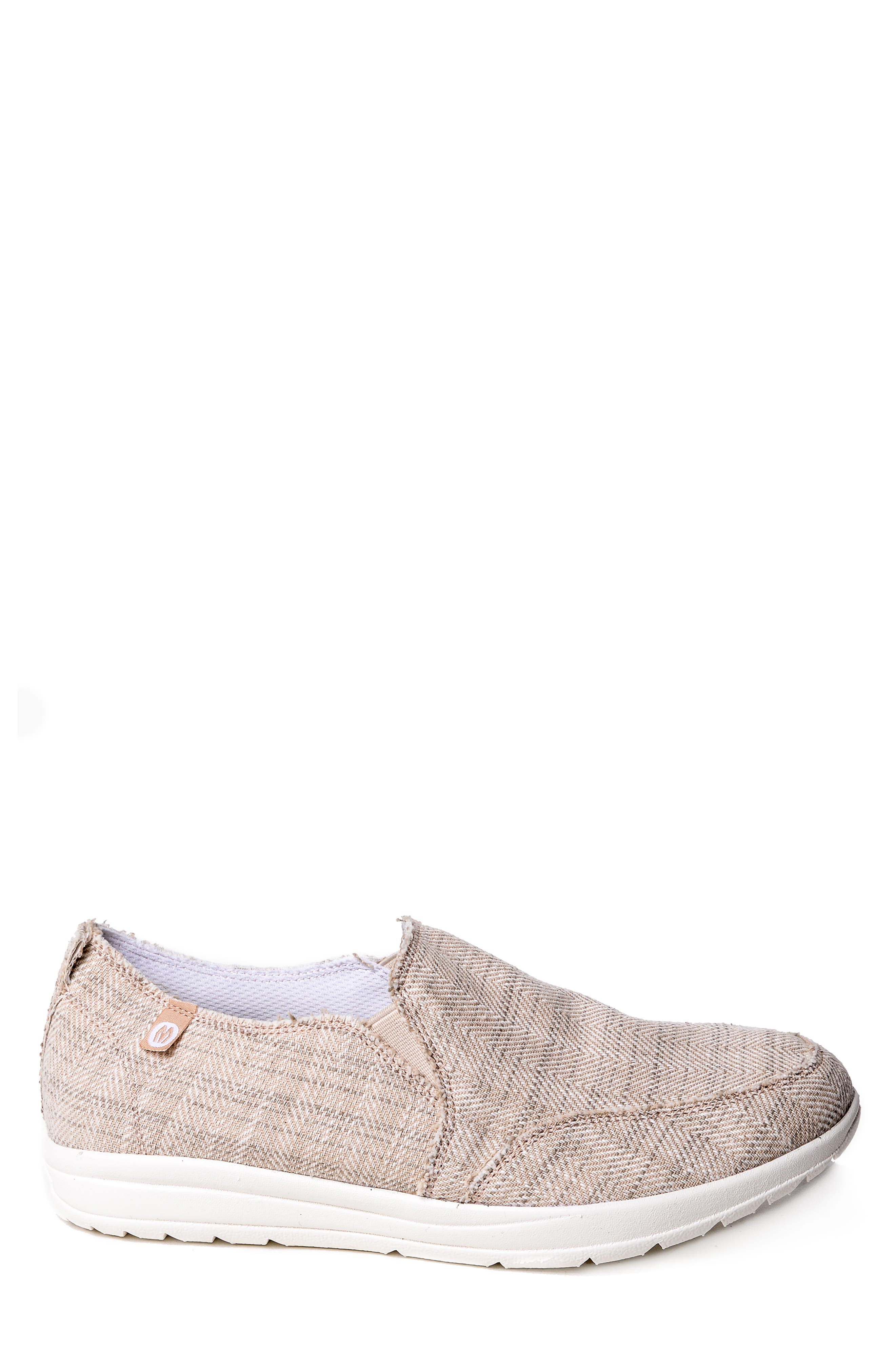 Minnetonka Expanse Slip-On Sneaker, Alternate, color, Tan Herringbone