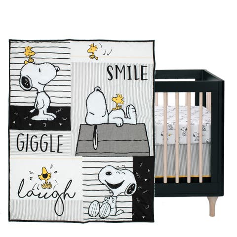 Classic Snoopy 3-Piece Baby Crib Bedding Set