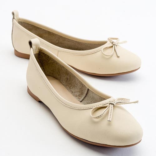 Forever & Always Shoes Florence Leather Ballerina Flats In Beige Leather