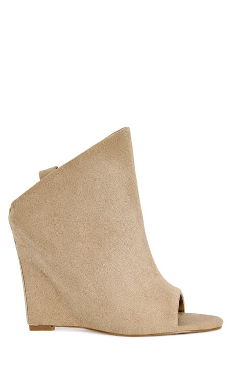 Novis Wedge Bootie