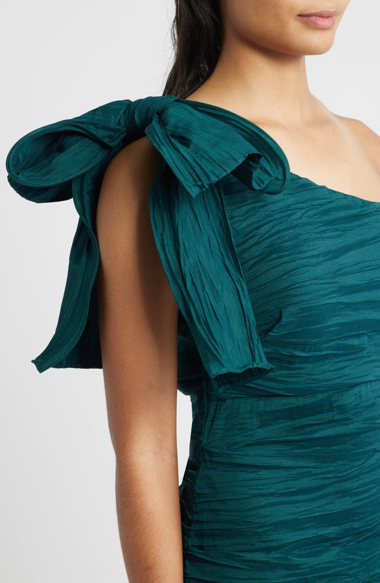 Alex Evenings Bow Crinkle One-Shoulder Cocktail Dress, Alternate, color,