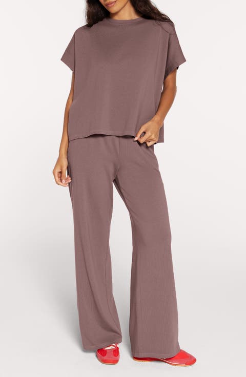 Muscle T-Shirt & Sweatpants Set