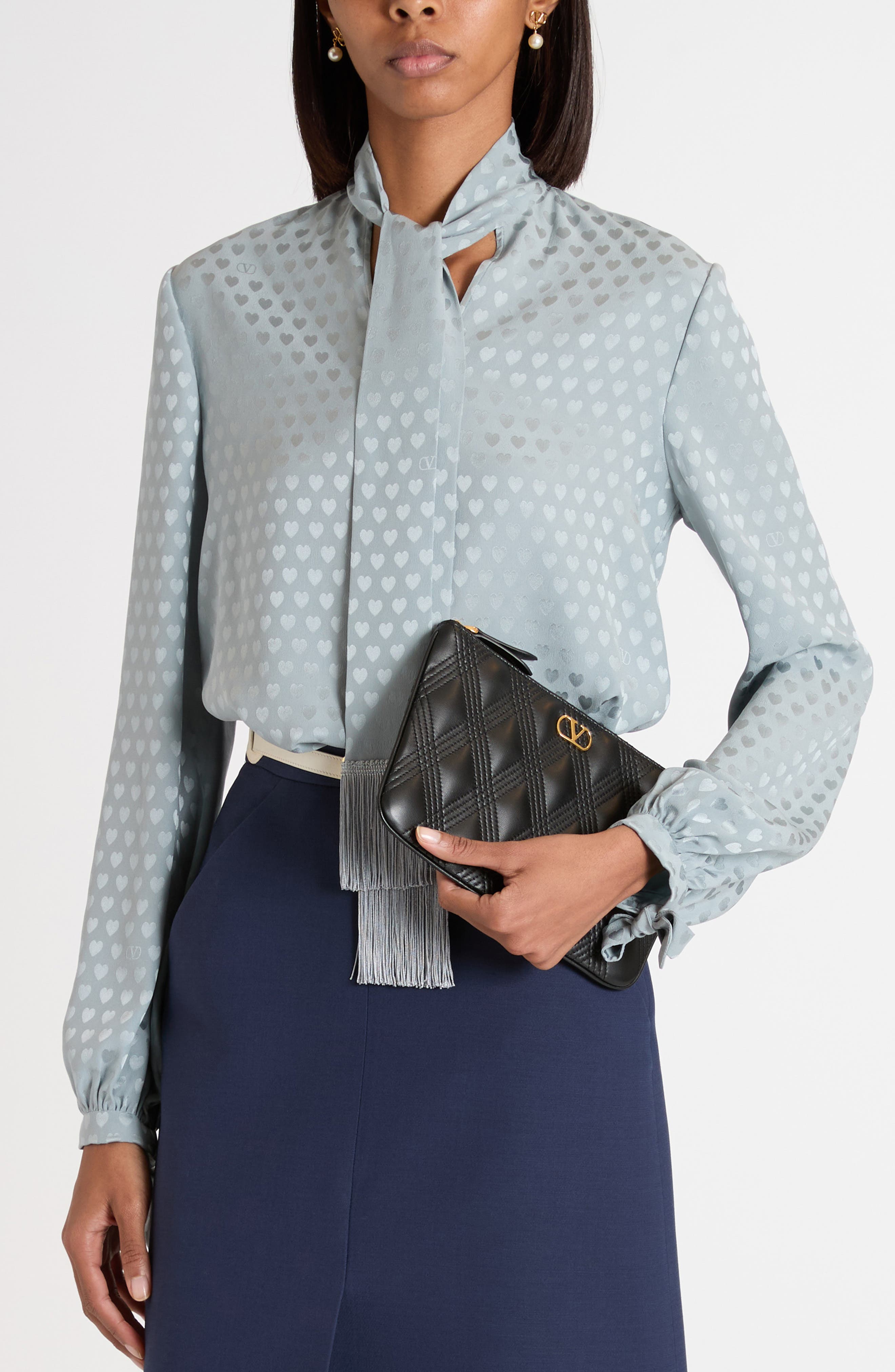 Valentino Garavani Medium Quiltie 67 Quilted Leather Pouch, Alternate, color, 