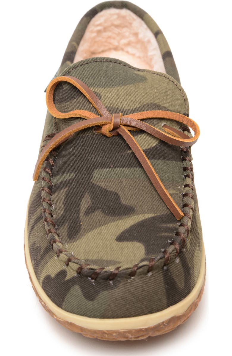 Minnetonka Tomm Faux Shearling Lined Hard Sole Slipper, Alternate, color,